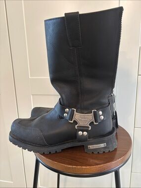 Milwaukee Men's Black Leather Riding Boots